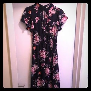 Francesca’s navy blue floral maxi, Size Small